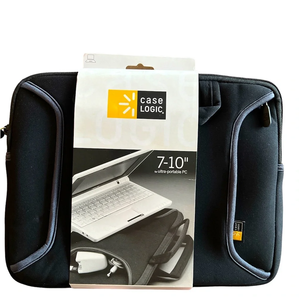 NWT CASE LOGIC Laptop Bag